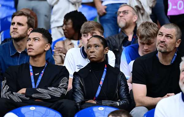 贝林厄姆父亲赛后通道内情绪爆发,多特总监凯尔划定家属禁区